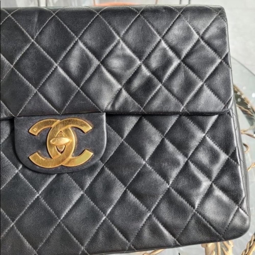 Black Friday deal🔥 Chanel Large CC Maxi flap Black& 24k Gold plated Hardware - Picture 3 of 15